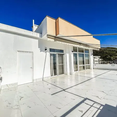 Penthouse 696 Apartment Durres