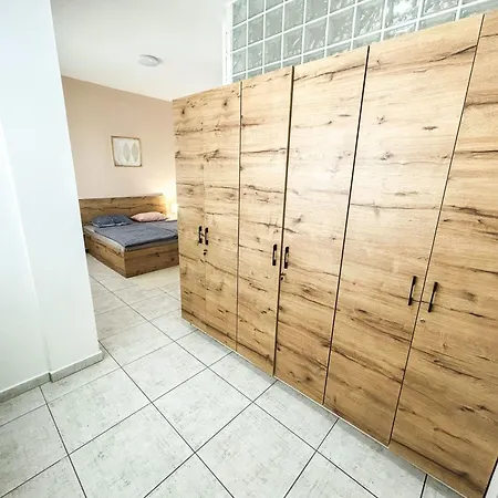 Apartment Penthouse 696