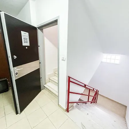 Apartment Penthouse 696 *